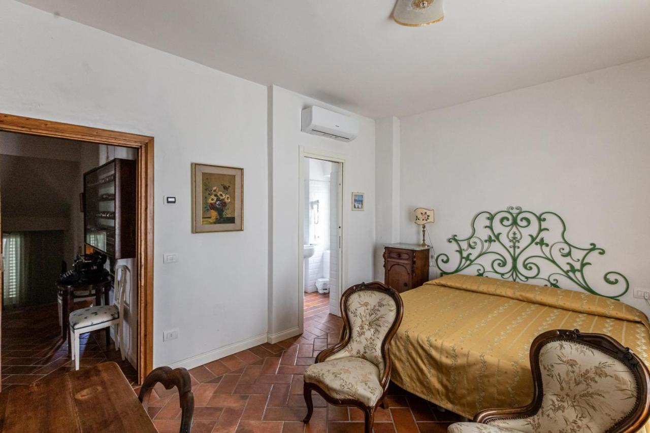 La Locanda Di Adele - Il Giardinetto B&B スカルペリーア エクステリア 写真