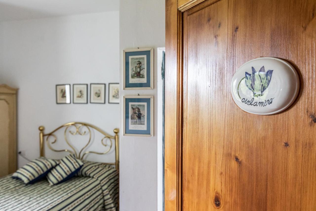 La Locanda Di Adele - Il Giardinetto B&B スカルペリーア エクステリア 写真