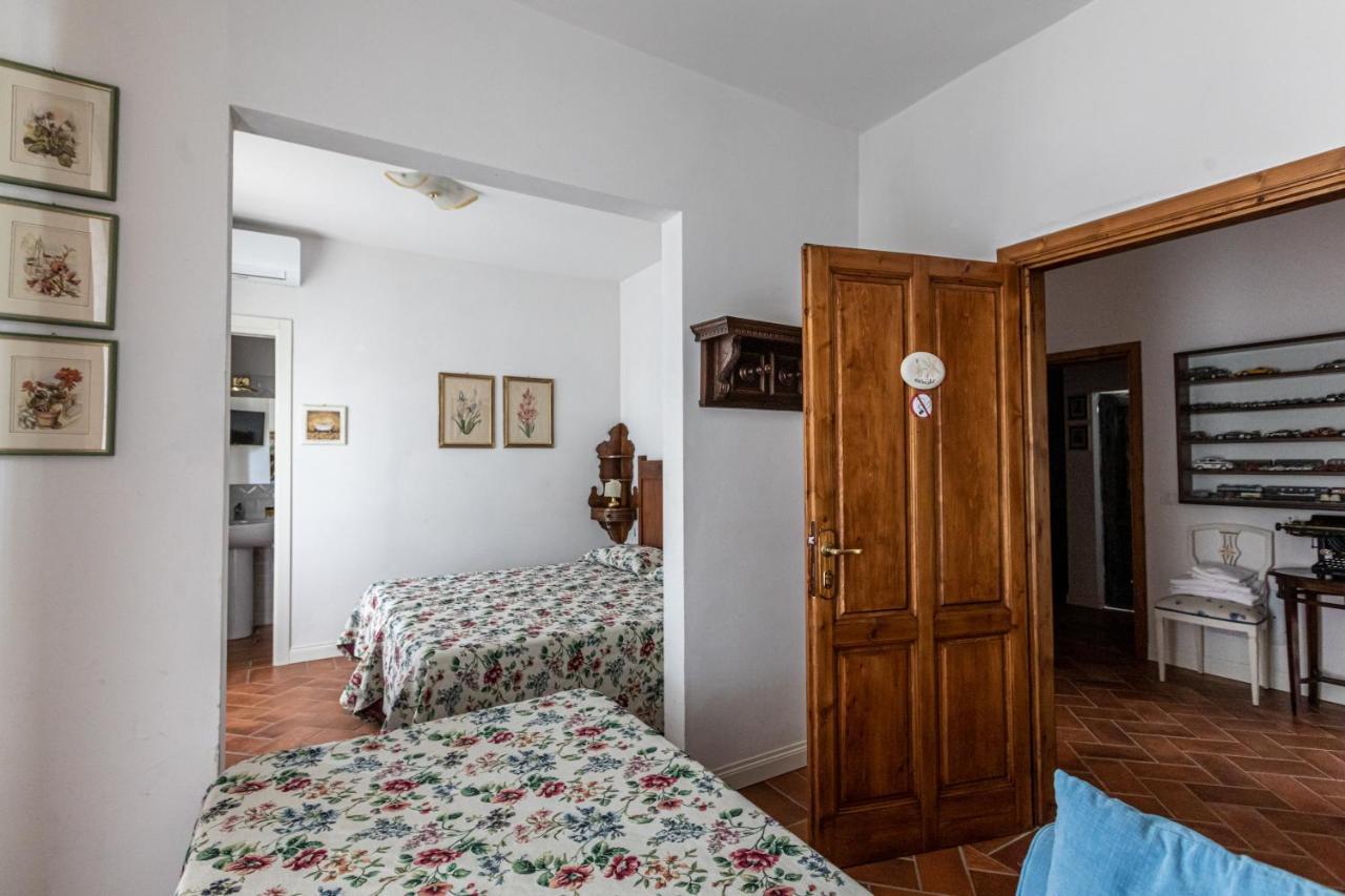 La Locanda Di Adele - Il Giardinetto B&B スカルペリーア エクステリア 写真